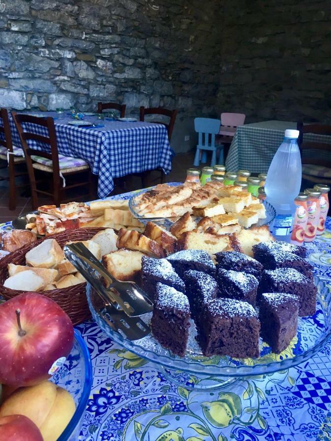 Agriturismo La Ferriera ปิโญเน ภายนอก รูปภาพ